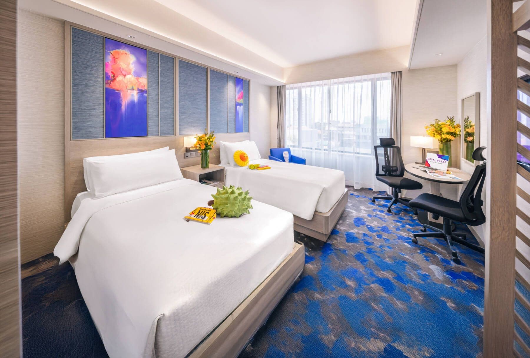 Deluxe Room - Image 2 of 3