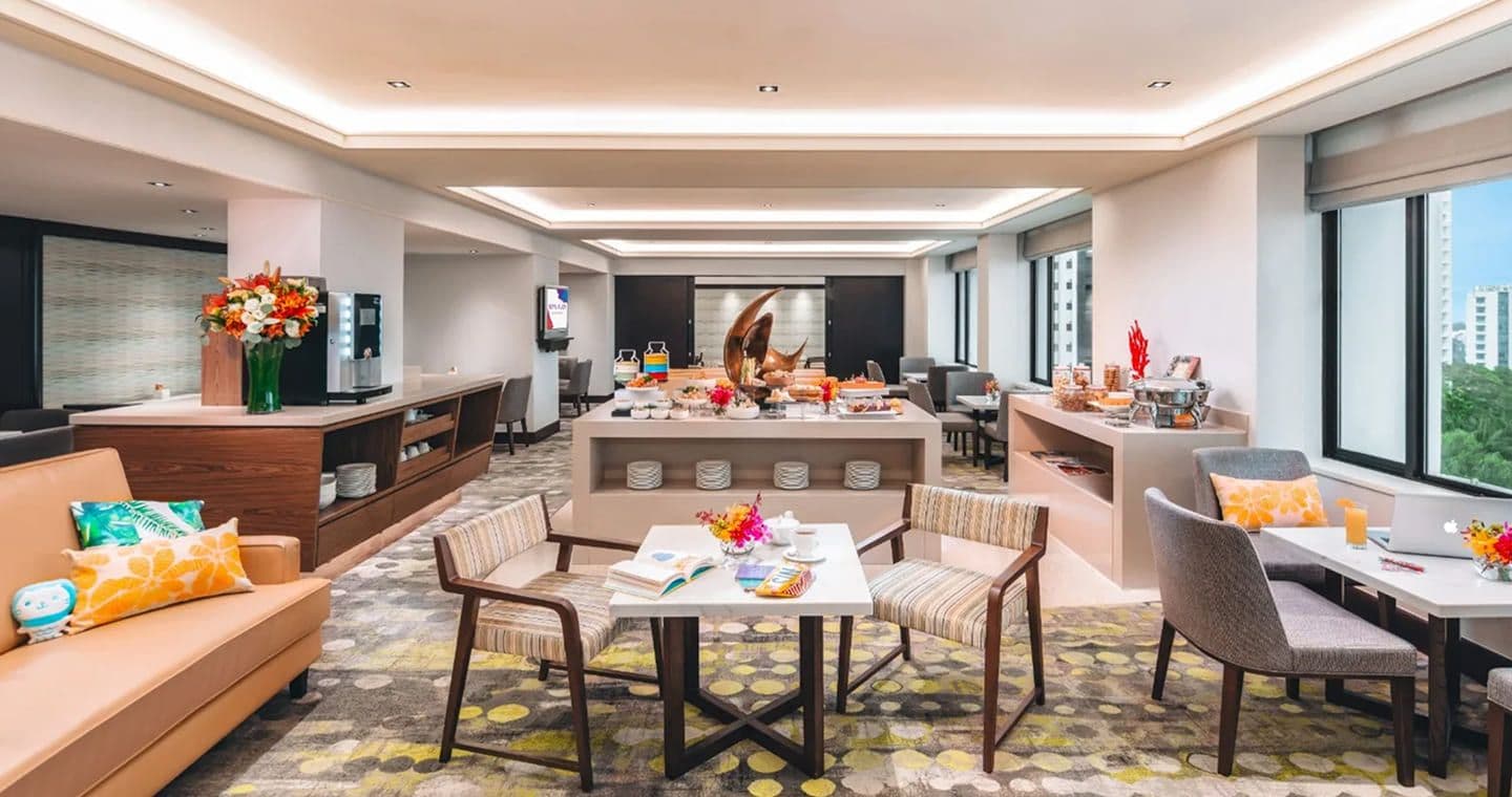 Royal Club Lounge